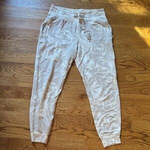 Athleta Beige Camouflage Joggers